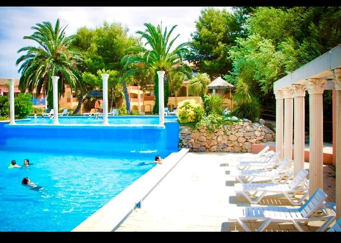 Malibu Village T2 דירה *