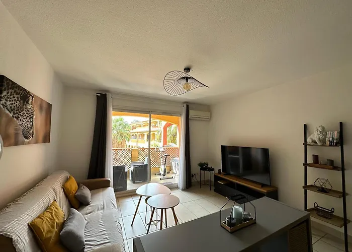 דירה Malibu Village T2
